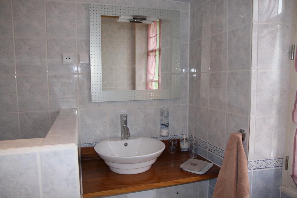 Chambre D'Hotes Park Des Collines - Gite Génissieux 客房 照片
